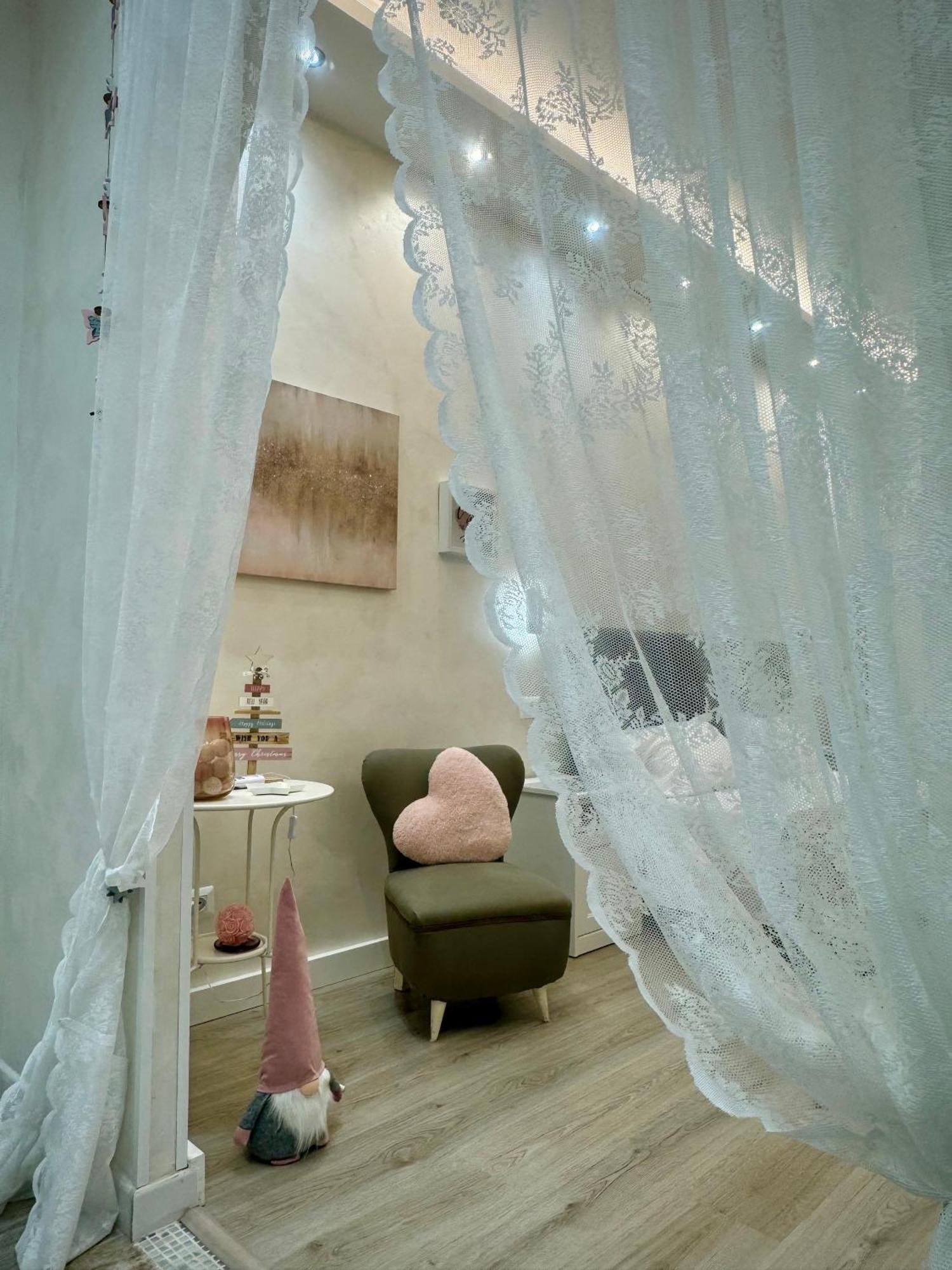 Apartment Close To The Coloseum, 2 Minutes Walk From Metro A Exterior foto